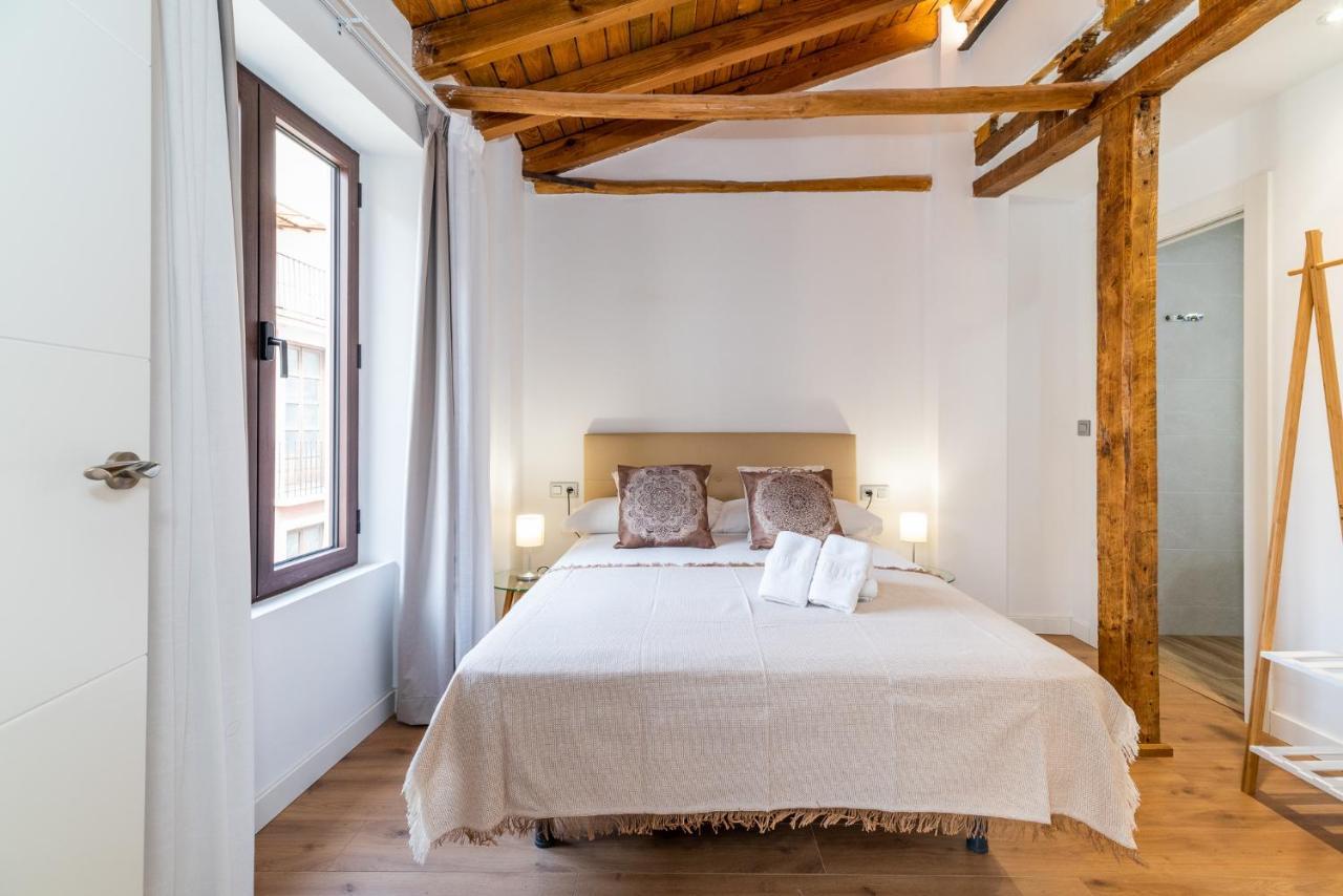 Wekey Homes Granada, Mesones Central Suites Exterior foto